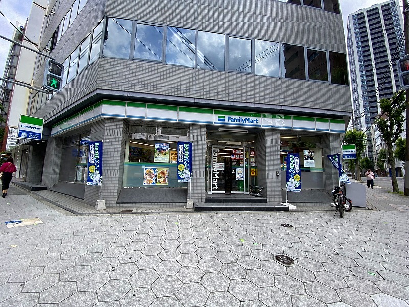コンビニ　ファミリーマート内本町店（コンビニ）まで131m