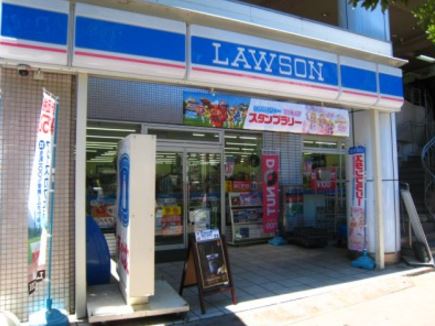 コンビニ　ローソン 狛江市役所前店（コンビニ）まで133m