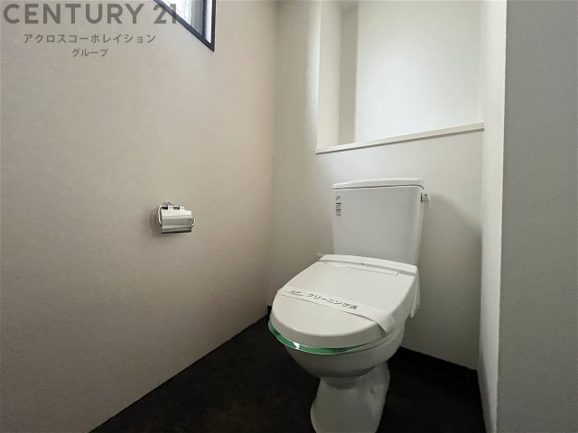 ONLYONE伊丹南本町のトイレ写真