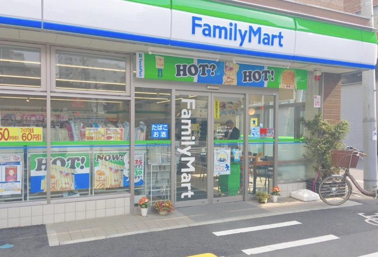 コンビニ　ファミリーマート墨田亀沢四丁目店（コンビニ）まで200m
