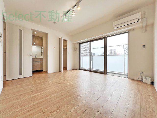 ＪＲ東海道本線 尾頭橋駅 徒歩8分 10階建 築8年の居間写真