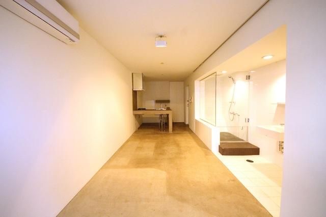 FLAT-7の居間写真