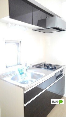 ＪＲ根岸線 石川町駅 徒歩10分 6階建 築8年のキッチン写真