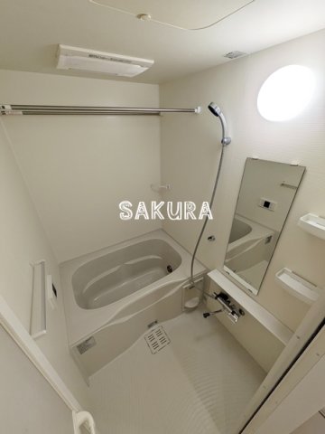 バス・シャワールーム　日々の疲れを癒すお風呂です♪