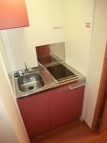 レオパレスエピナールIIのキッチン写真