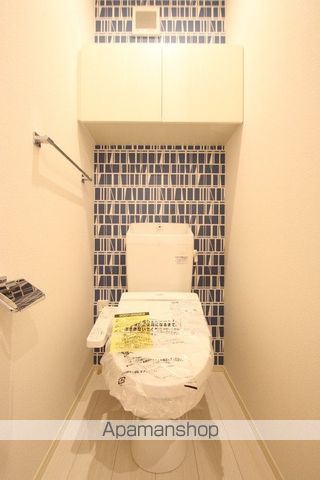 地下鉄空港線 福岡空港駅 徒歩15分 3階建 築10年のトイレ写真
