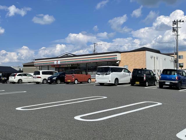 コンビニ　セブンイレブン郡山八木橋店（コンビニ）まで523m