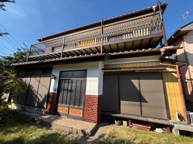 建物外観　南向きで日当たり良好！
