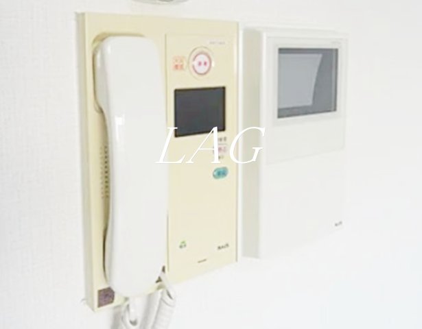 セキュリティ　モニターつきインターホンです。