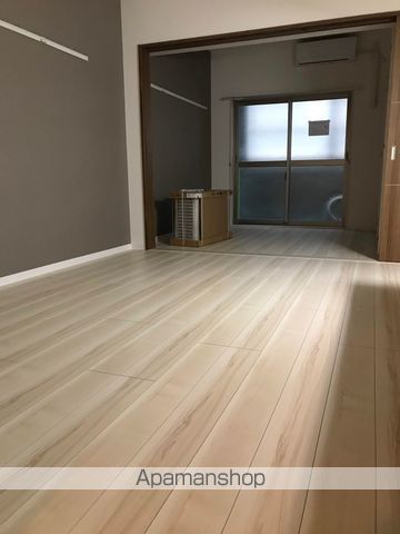 パトリス城東中央の居間写真