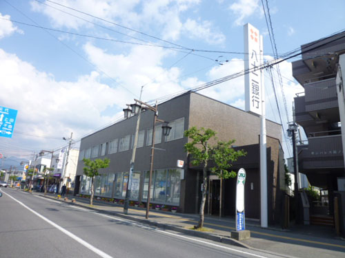 銀行　八十二銀行篠ノ井支店（銀行）まで444m