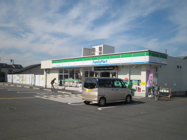 コンビニ　ファミリーマート貝塚麻生中店（コンビニ）まで638m