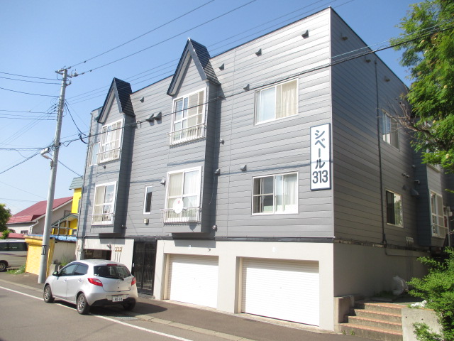 北海道岩見沢市三条西１３（アパート）の賃貸物件の外観