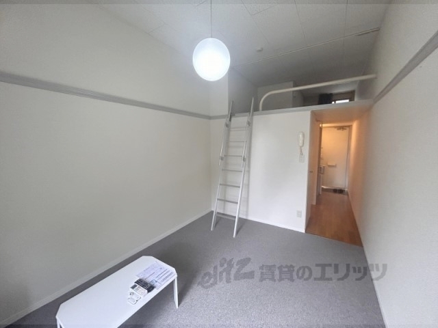 居室・リビング　洋室