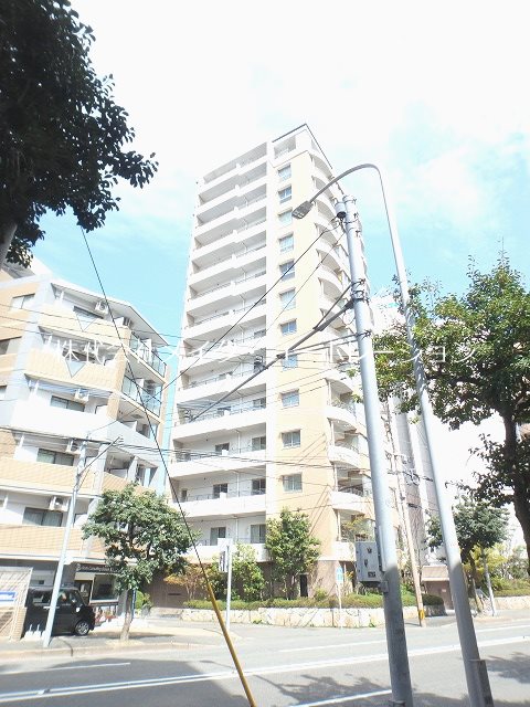 福岡市早良区城西のマンションの建物外観