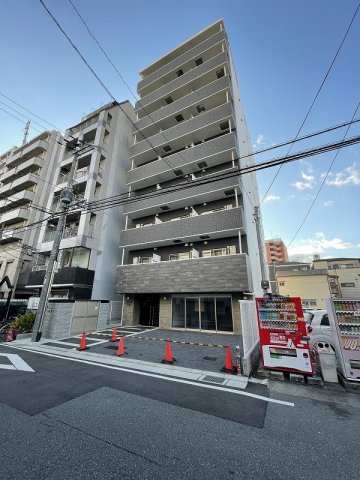 【ＣＲＯＵＤ尼崎の建物外観】