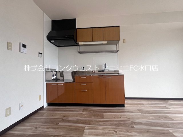 キッチン　キッチンはガスコンロを設置して頂く必要あり