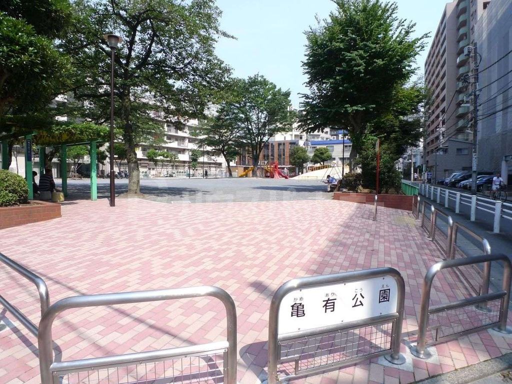 【DIPS亀有駅前の公園】