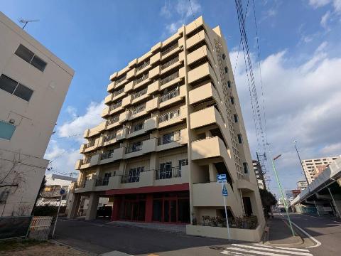 【名古屋市中村区黄金通のマンションの建物外観】