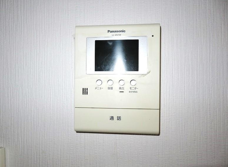 セキュリティ　モニター付きインターホン