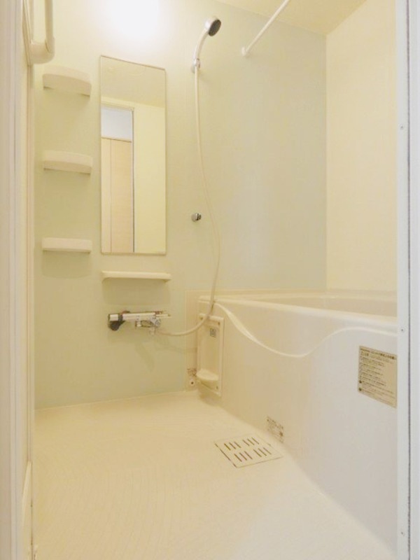 バス・シャワールーム　図面と現状に相違がある場合には現状を優先