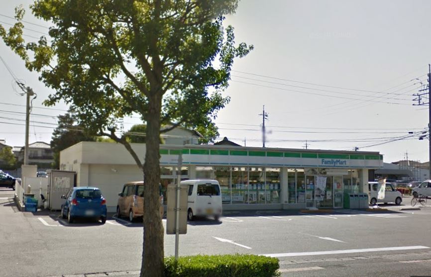 コンビニ　ファミリーマート 浜乃木六丁目店（コンビニ）まで558m
