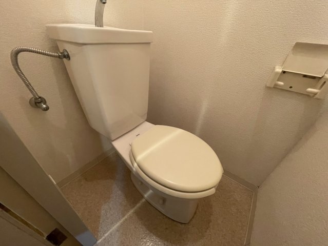 トイレ　びいI千種