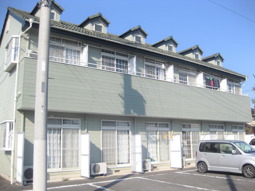 シャルマン日高の外観写真