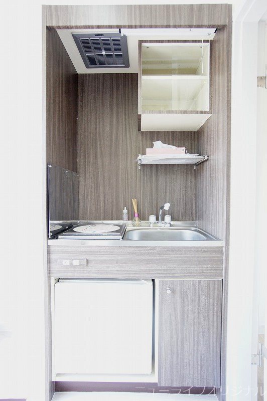 キッチン　※同建物内別室参照。現況を優先致します。