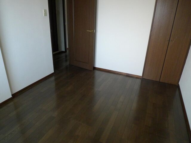 居室・リビング　※同タイプ部屋の写真です。