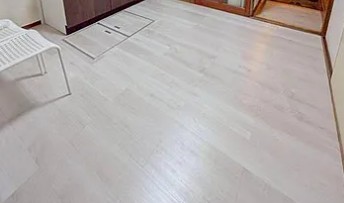 居室・リビング　目黒本町６丁目戸建（東側）