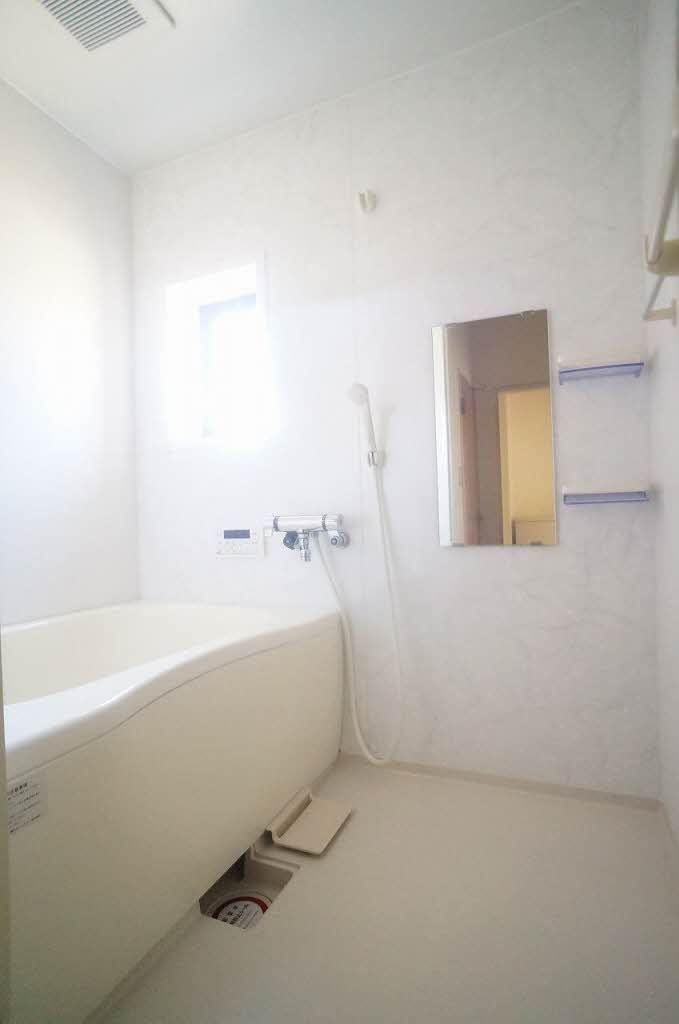 バス・シャワールーム　浴室