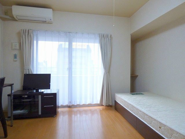 居室・リビング　広めの洋室部分でレイアウトしやすい間取りです★