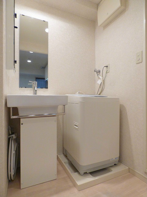 その他　忙しい朝にも便利な独立洗面台★