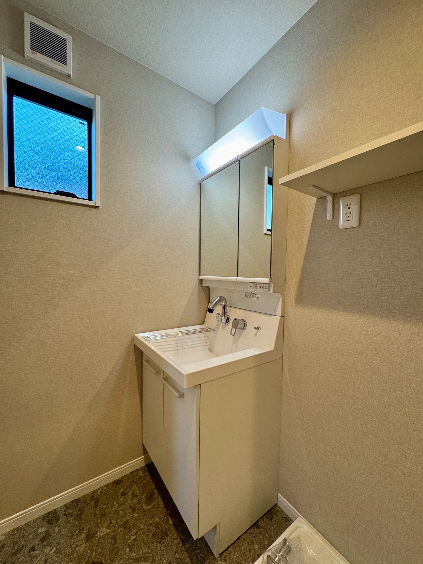 洗面設備　独立洗面台♪