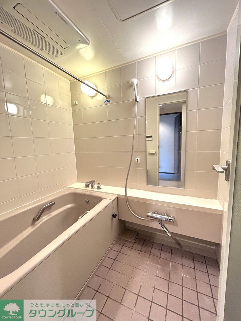 バス・シャワールーム　バスルーム