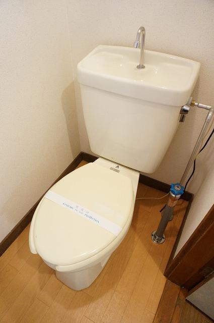 トイレ　トイレ