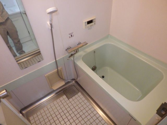 バス・シャワールーム　参考