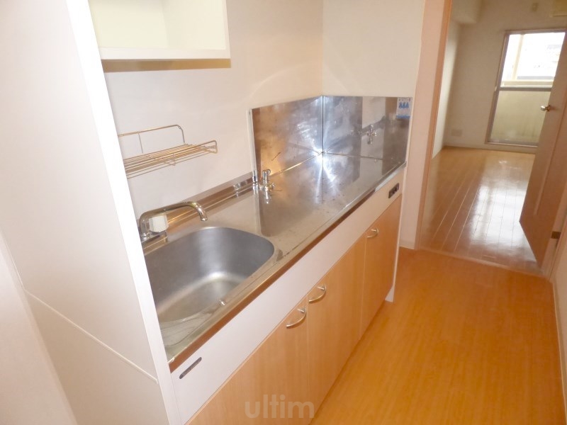 キッチン　※別のお部屋のお写真です。参考までに。