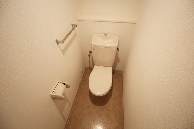 トイレ　※別部屋参考写真