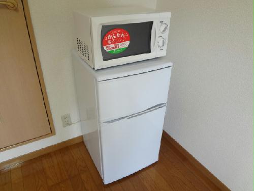 その他　冷蔵庫にレンジもついています。