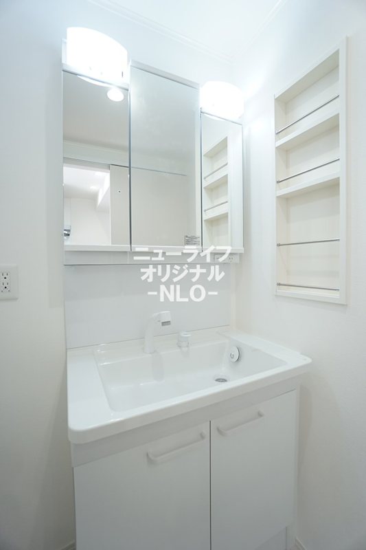 洗面設備　忙しい朝の身支度に役立つ洗髪洗面台☆