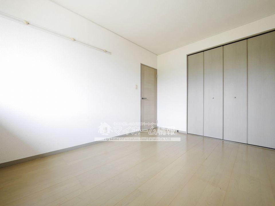 眺望　日差しがたっぷり差し込む洋室♪