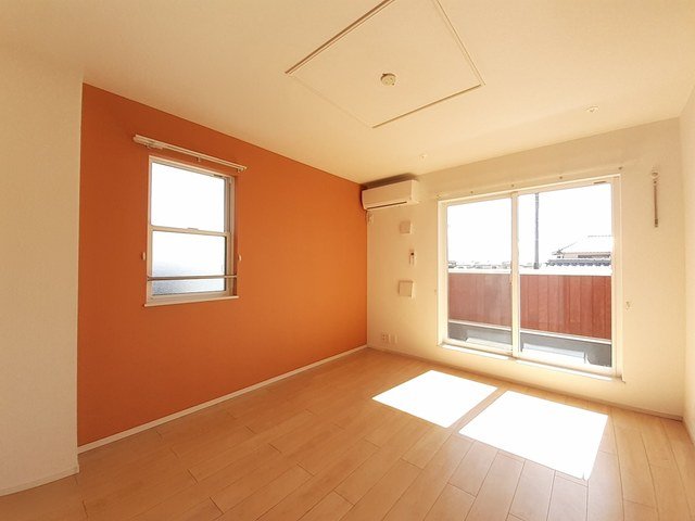 居室・リビング　使いやすい居間です