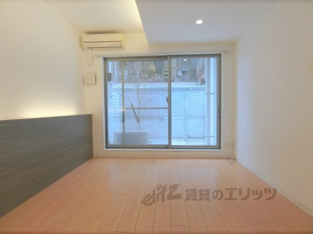 居室・リビング　洋室