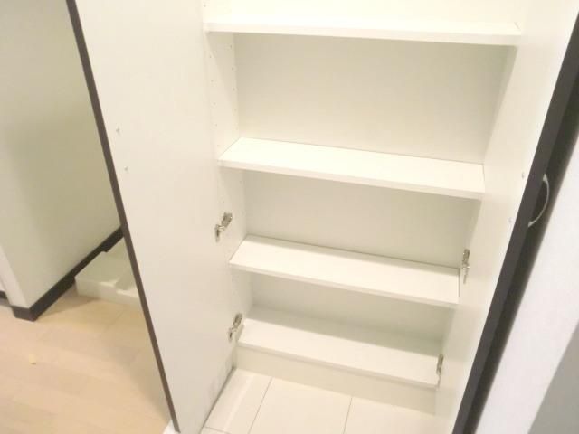 その他設備　★大型シューズBOXです★