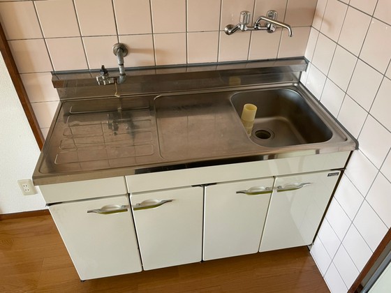 キッチン　※別号室の写真です