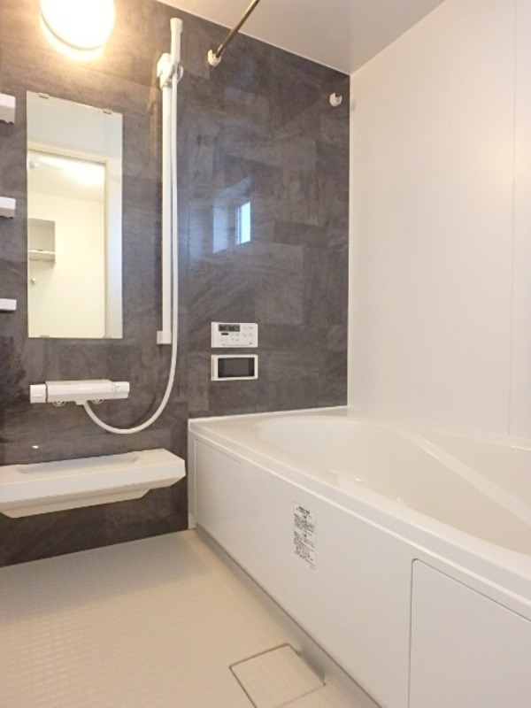 バス・シャワールーム　図面と現状に相違がある場合には現状を優先