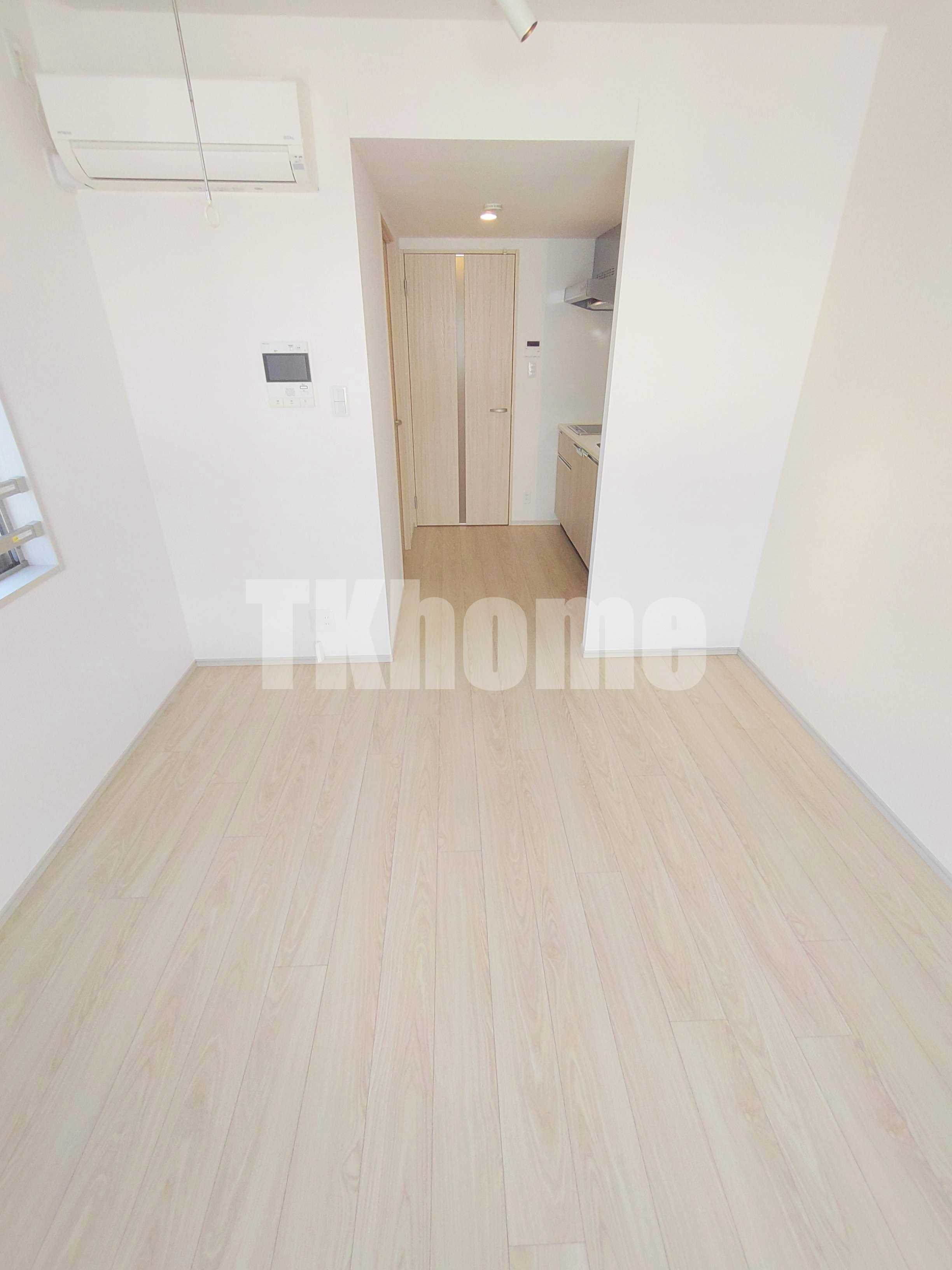 居室・リビング　現地待ち合わせで内見可能です♪