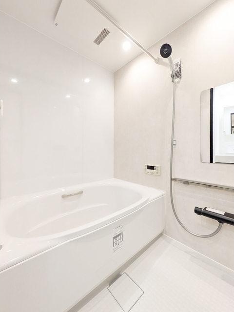 バス・シャワールーム　※全て別号室のお写真。内装等参考にしてください。